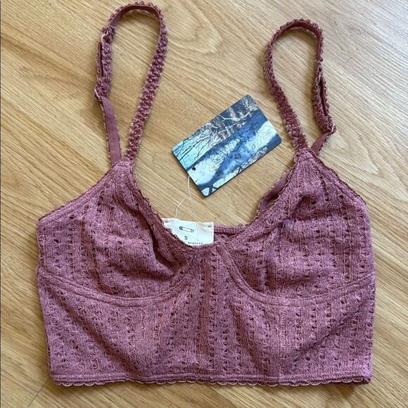 NWT Pins and Needles Urban Outfitters Pink Lace Bralette Size Small - Picture 1 of 4